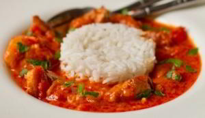 Красное тайское карри из курицы