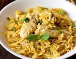 Курица с рисом и карри
