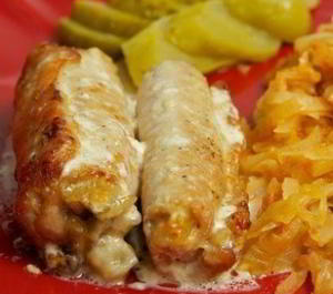 Рулеты из свинины с грибами