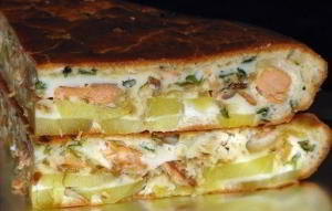 Рыбный заливной пирог с картошкой