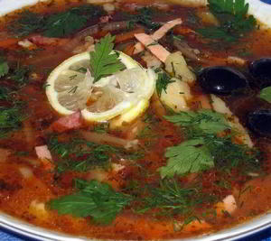 Солянка сборная мясная