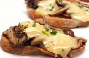 Бутерброды с грибами и сыром