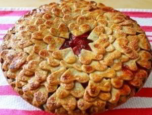 Клубничный сердечный пирог