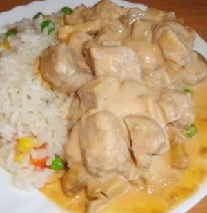 Мясо в сырном соусе