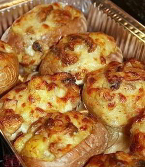 Печенный картофель с начинками