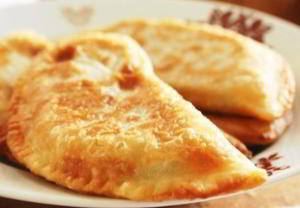 Чебуреки с мясом.