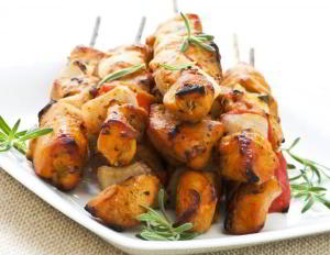 Шашлык из курицы в сметане