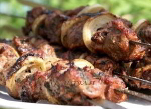 Шашлык из ягненка в йогуртовом соусе