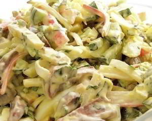 Салат с шампиньонами и крабовыми палочками