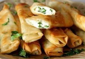 Вкусные, поджаристые трубочки с сыром и зеленью