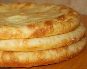 Осетинские пироги с мясом, с картошкой и сулугуни