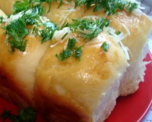 Пампушки с чесноком и зеленью к борщу