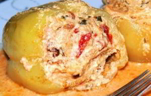 Перец фаршированный с сыром