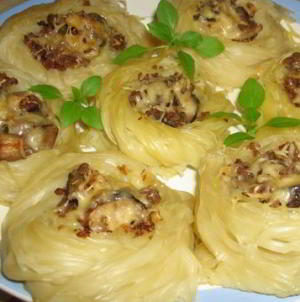 рецепт Макароны “Гнёзда” с фаршем