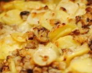 рецепт Картофель с шампиньонами в сметане