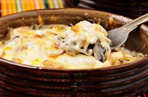 Жульен с курицей и грибами