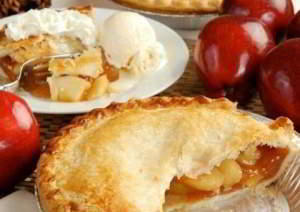 Закрытый пирог с яблоком и карамелью
