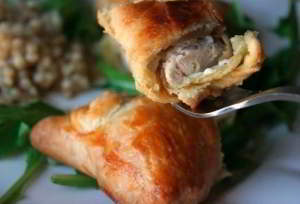 Пирожки с курицей и сливочным сыром