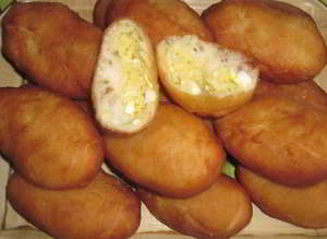 Пирожки с рисом и яйцом