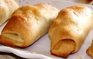 Рулетики с яблочной начинкой