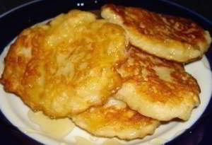 Яблочные оладьи