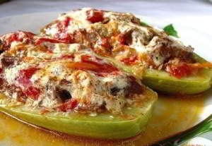 рецепт Кабачки с грибной начинкой