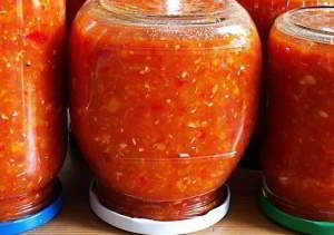 Аджика острая из кабачков