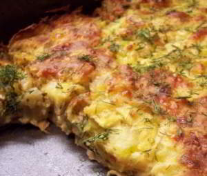 Запеканка со скумбрией и кабачками