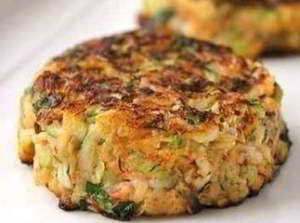 Крабовые котлетки с морковью и кабачками