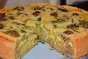 Пирог с курицей и картошкой