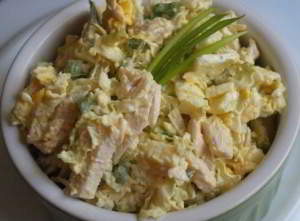 Салат из пекинской капусты с курицей