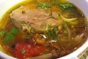 Щи с языком и лисичками