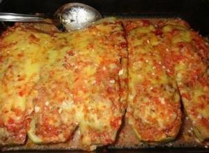 Вкусные "лодочки" из кабачков