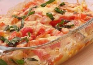 Запеченные кабачки с помидорами и сыром