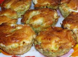 Кексы из кабачков и куриного филе