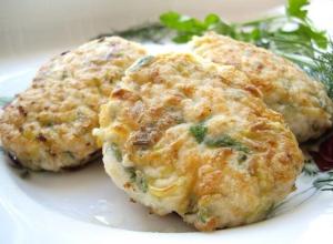 Котлетки из рубленного куриного филе на пару