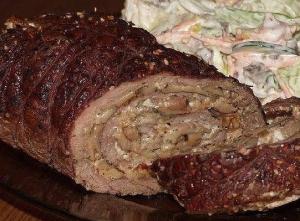 Мясной рулет с грибами