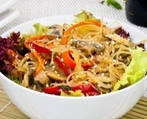 Фунчоза с грибами и овощами