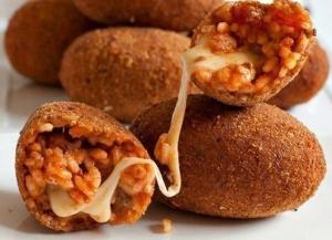 Крокеты с сыром (итальянские рисовые шарики)