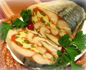 Рулет из скумбрии