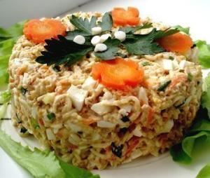Салат из печени трески классический