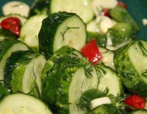 Быстрые маринованные огурчики