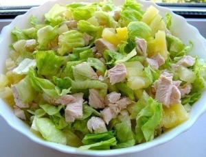 Очень легкий и не менее вкусный салатик