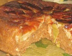 Пирог с яблоками и сгущёнкой в мультиварке
