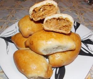 Пирожки с капустой , луком и яйцом