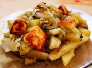 Сабджи с картофелем капустой и паниром