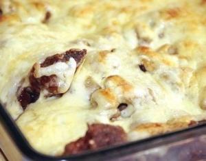 Свинина с грибами и сыром