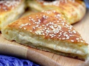 Сырная лепешка на творожном тесте