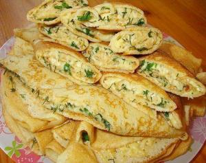 Блинные конверты с сыром и зеленью