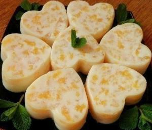 Десерт из заварного крема с апельсиновым вкусом